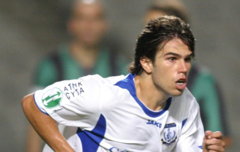 Όταν ο Πάϊβα σκόραρε το πρώτο του γκολ με τον Θρύλο!