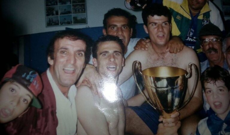 Λάκης Σκούταρης…