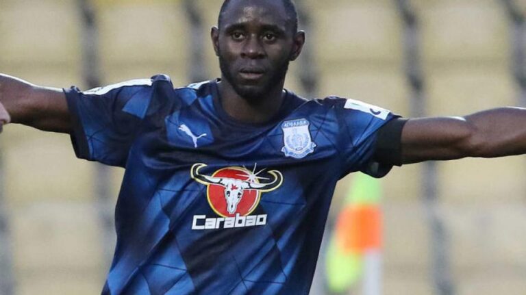 «Προτού υπογράψω νέο συμβόλαιο με τον Απόλλωνα είχα πολλές προτάσεις από ομάδες της Κύπρου…»