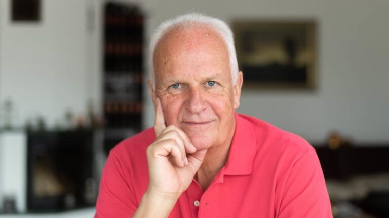 «Στην πατρίδα μου πάντως με τέτοια διαιτησία ο διαιτητής τιμωρείται με 2 μήνες αποχή…»