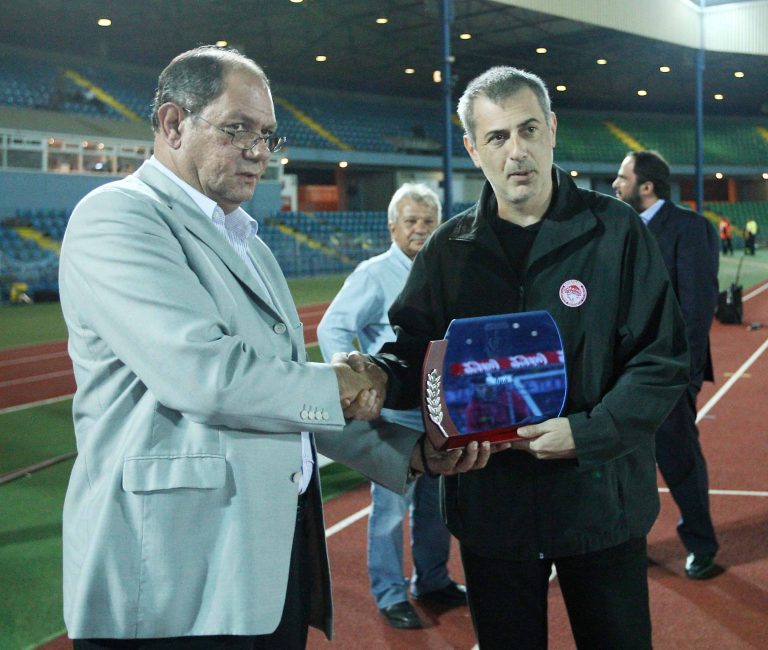 Ένα φιλικό πριν δεκατρία χρόνια!