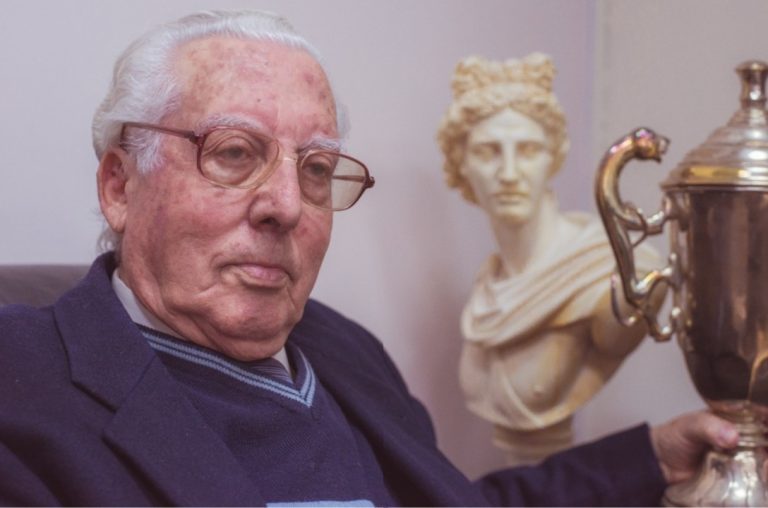 «Δεν υπήρχε νέος που δεν ερχόταν στον Απόλλωνα…»